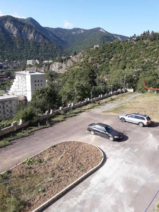 شقة بورجومي  في Alena'S Flat المظهر الخارجي الصورة